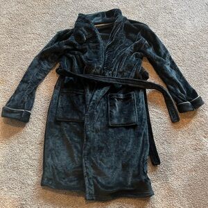 NEW Plush Dark Navy Shawl Collar Bathrobe with Pockets - Tommy Bahamas